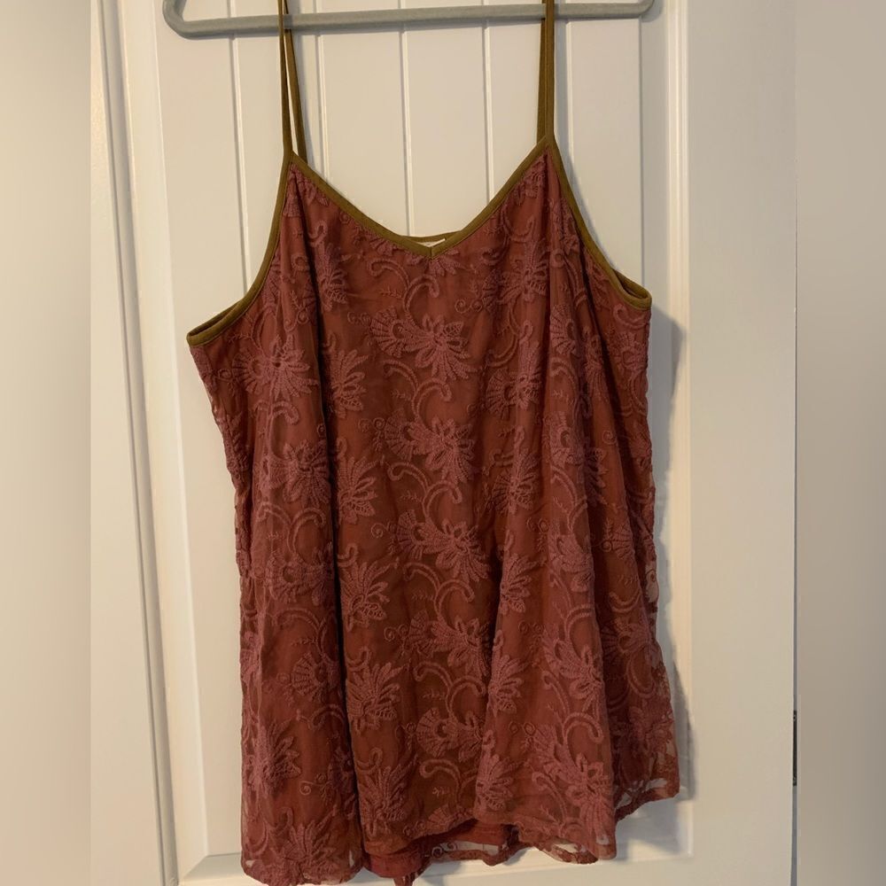 Logo by Lori Goldstein ladies tank style top.  Size: XL.